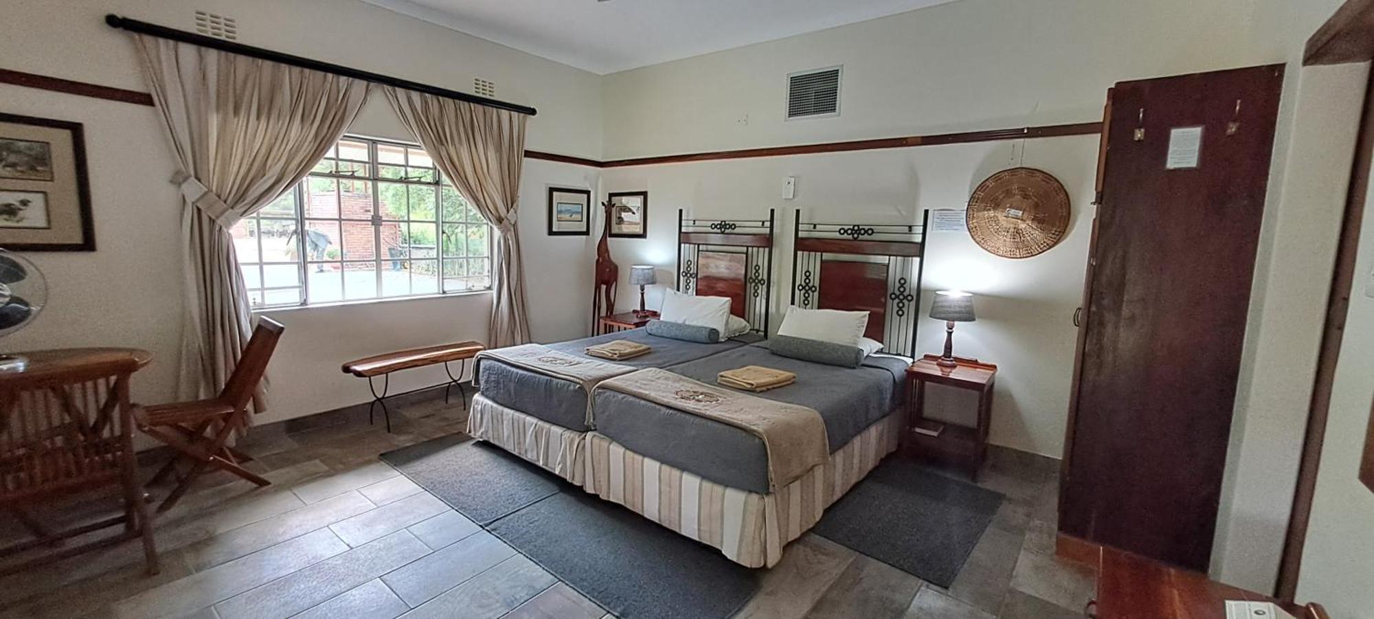 Woodlands Stop Over And Lodge Francistown Esterno foto