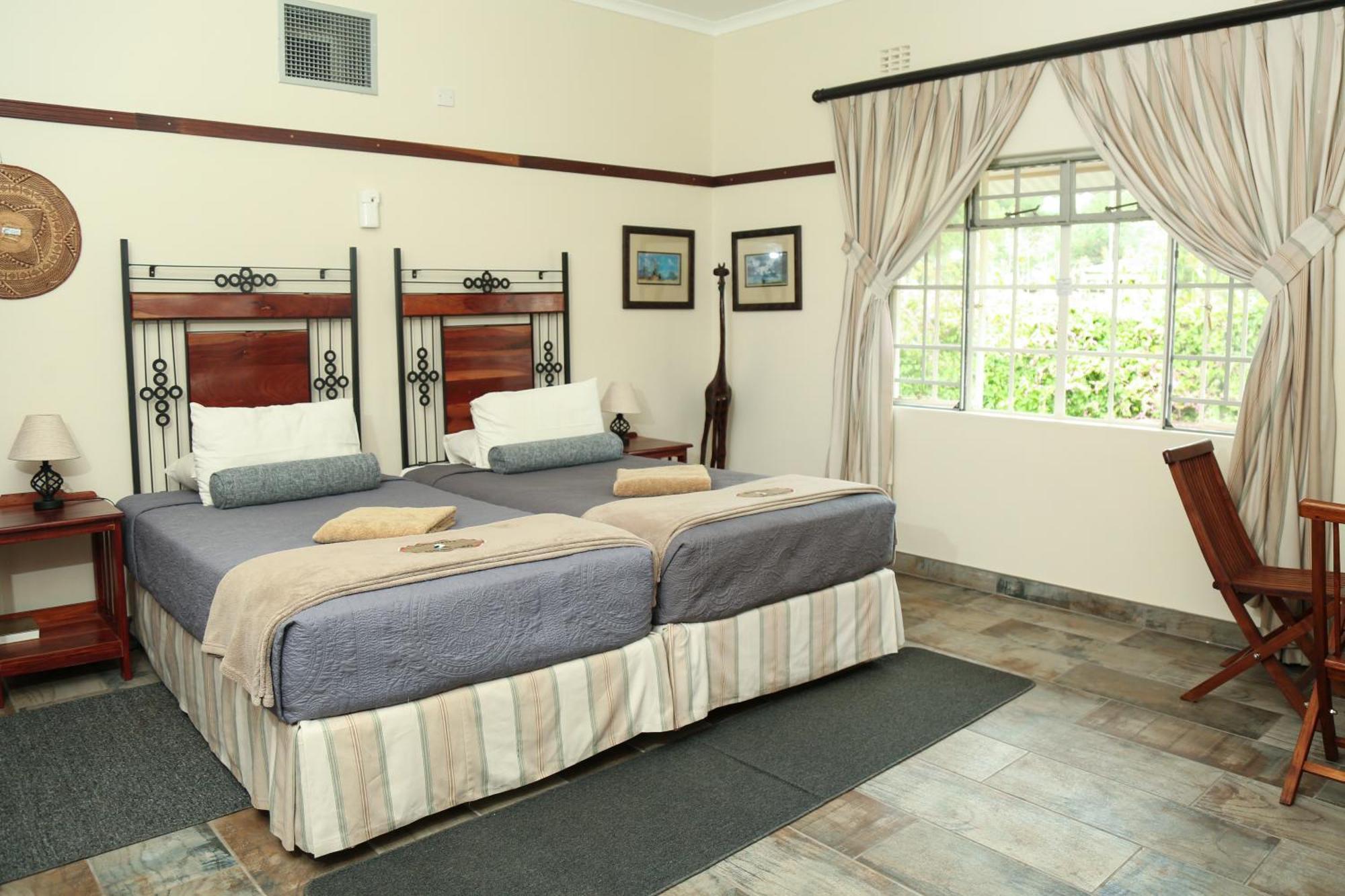 Woodlands Stop Over And Lodge Francistown Esterno foto