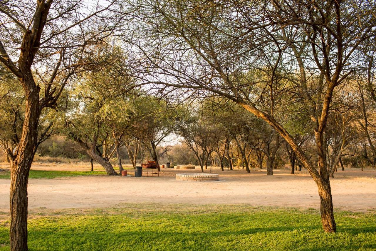 Woodlands Stop Over And Lodge Francistown Esterno foto