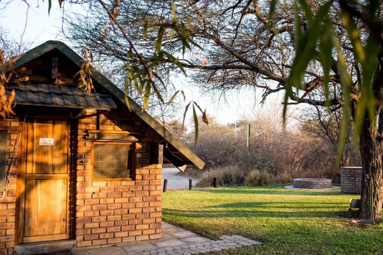 Woodlands Stop Over And Lodge Francistown Esterno foto