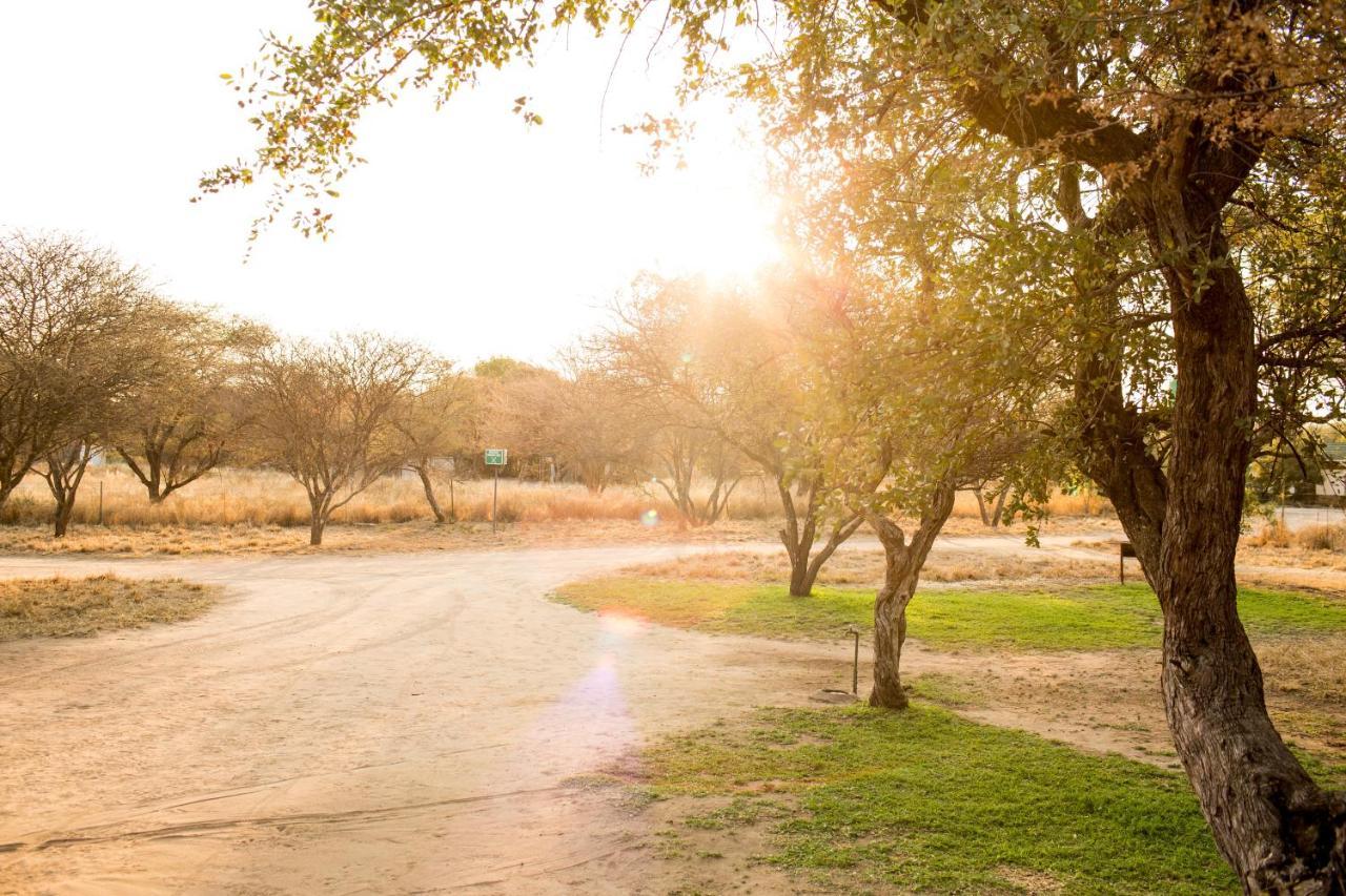 Woodlands Stop Over And Lodge Francistown Esterno foto